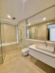 Uber 388 (D16), Condominium #536689861